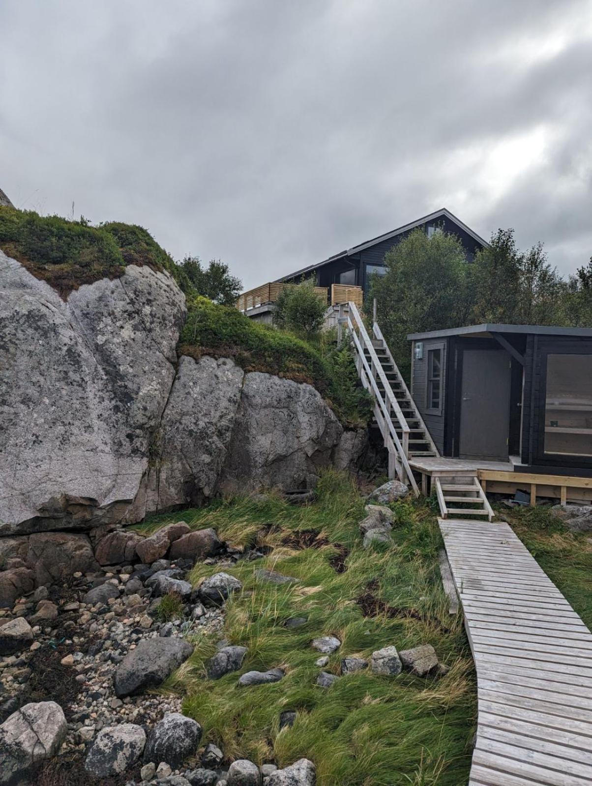 Вилла Nydelig Hytte Med Fantastisk Beliggenhet Ved Sjoen Laupstad Экстерьер фото